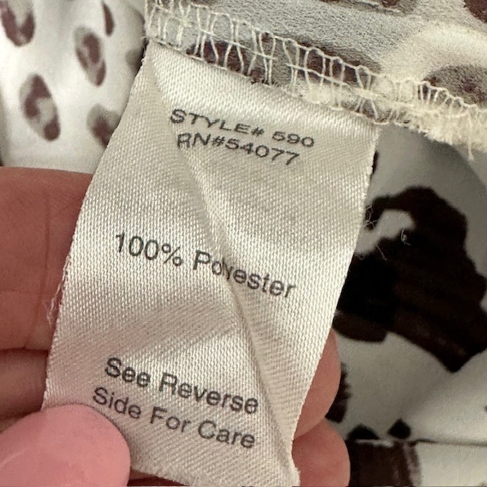 Cabi‎ XS Animal Print Blouse Top Tie Neck Long Sleeve Abstract White Black - Picture 15 of 15